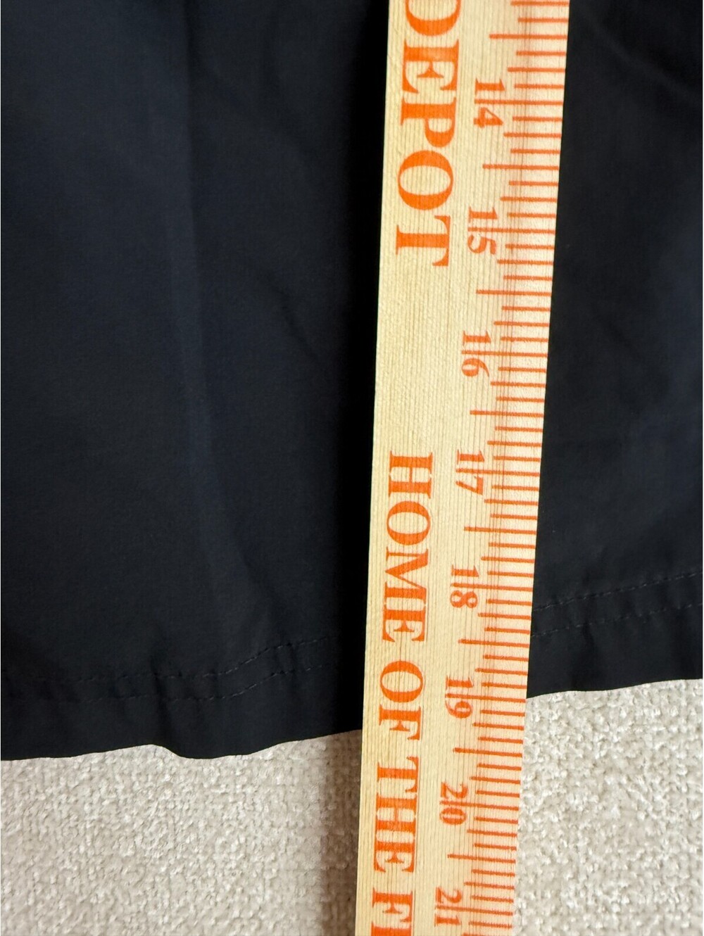 Nike Mens Small Black Red Dri-FIT Athletic Basketball Shorts White Stains Flaw - Picture 7 of 7